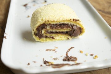 vanilla roll filled with chocolate cream