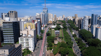 Fototapeta premium Green Island surrounded by buildings in the capital of Brazil