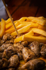 Batata frita com coração de galinha 2