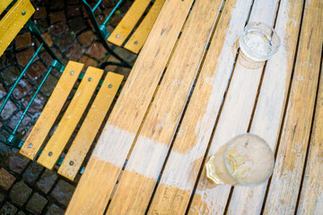 plötzlicher Regenschauer