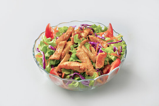 Salada mix com tiras de frango