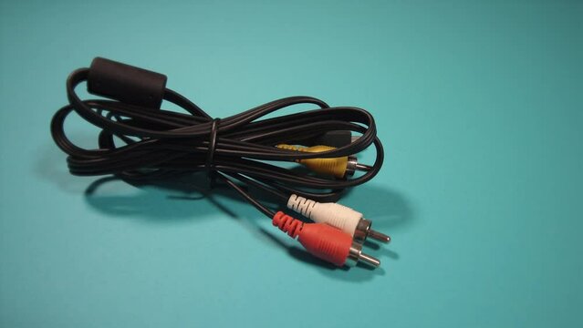 motion past cable with analog digital and micro USB plugs