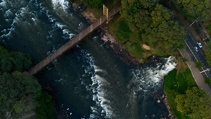 Rio Piracicaba, Ponte P&ecirc;nsil