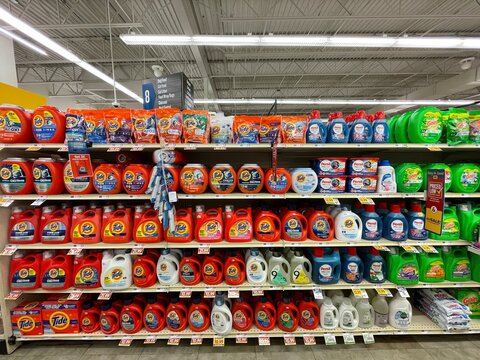 Food Lion grocery store interior Tide detergent section