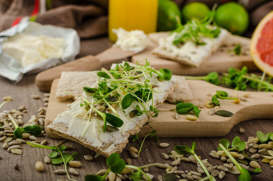 &amp;quot;Crisp Bread&amp;quot; Bilder – Durchsuchen 33,518 Archivfotos, Vektorgrafiken ...