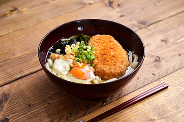 コロッケうどん