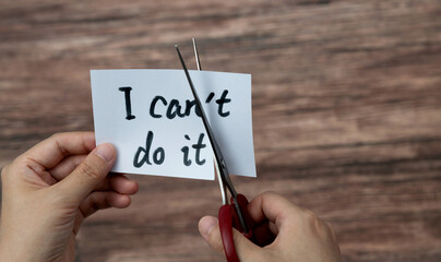 Scissors cutting words can not