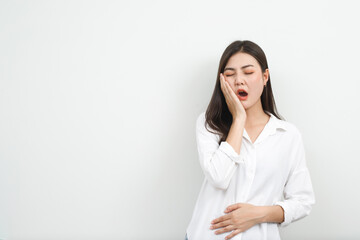 Role model of an Asian woman having a toothache problem.