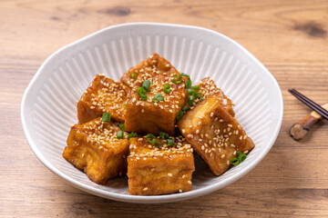 厚揚げのごま照り焼き