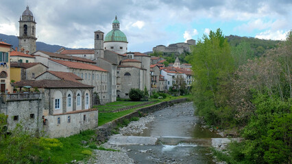 Fototapeta premium Pontremoli in Italien