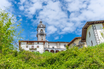 Fototapeta na wymiar Areso town in the Sierra de Aralar next to Leiza in Navarre. La Asuncion Catholic Parish