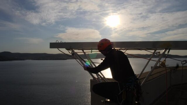 Abseil rigging from a high rise building
