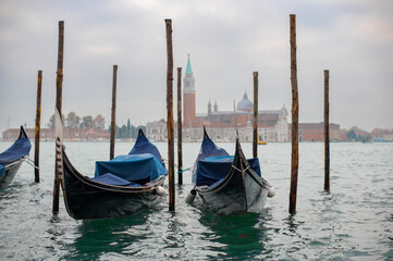 Obraz na płótnie Canvas Beautiful view of gondolas and the Cathedral of San Giorgio Maggiore, on an island in the Venetian lagoon, Venice, Italy
