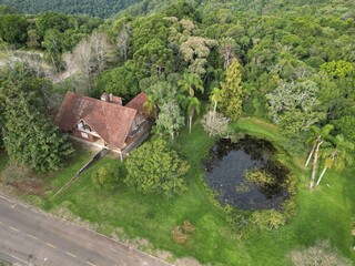 sítio com lago, açude, casa de sítio