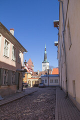 Fototapeta na wymiar Beautiful view of the downtown streets in Tallinn, Estonia on a sunny day