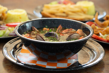 sopa de mariscos