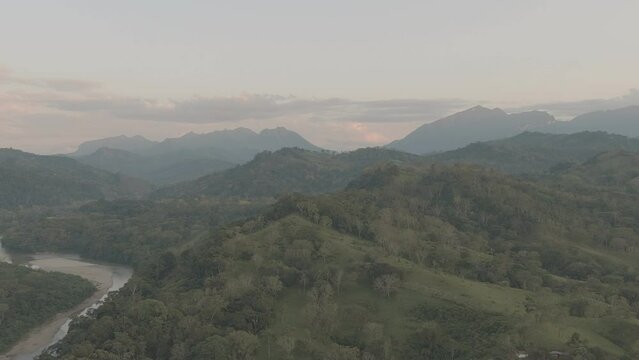 Ruta Tren Maya Toma Aérea Montañas Tabasco
