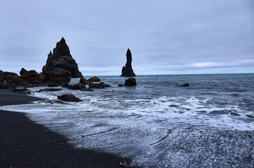 Rocas basálticas de Reynisdrangur, Iceland