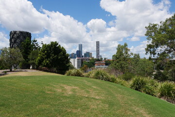 Victoria Park mit Skyline in Brisbane