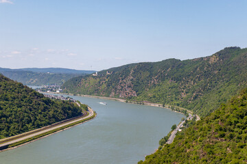 Fototapeta na wymiar Rhine river near the Loreley cliff
