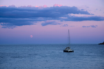 Fototapeta premium Moonrise