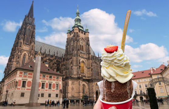Trdelnik, typical Czech dessert, under Prague Castle.