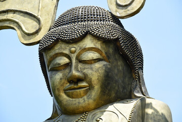 Tempel und Buddhafiguren in Rayong, Thailand