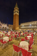 Fototapeta na wymiar San Marco square in Venice, at the night time