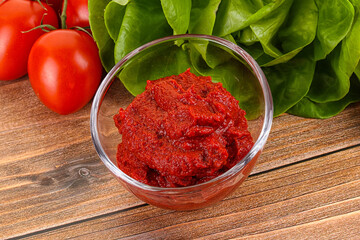 Tomato puree sauce for cooking