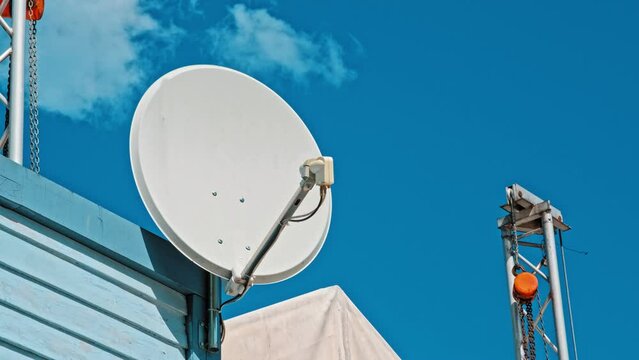 Satellite Internet and TV Signal Receiver Antenna Dish 