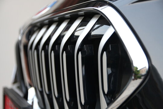 Automatic front grille BMW 220i Gran Coup&eacute; M Sport 