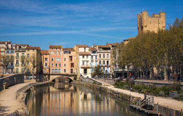 Fototapeta na wymiar Canal de la Robine in Narbonne, France