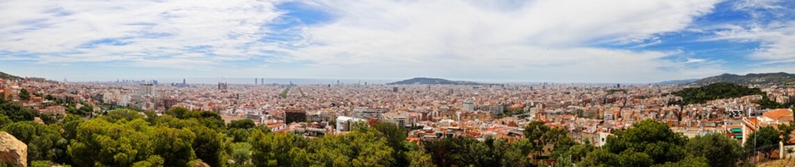 Fototapeta na wymiar Scenic, panoramic view of Barcelona on a sunny day, Spain