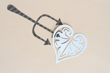 trident and decorative paper palmette