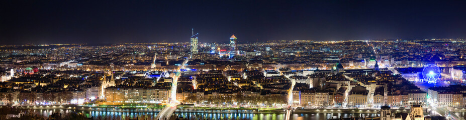 Naklejka na ściany i meble Panorama de Lyon en France