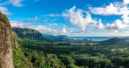 Fototapeta na wymiar Panoramic aerial image from the Pali Lookout on the island of Oahu in Hawaii.
