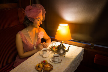 Flapper dress 1920 lady in antique train