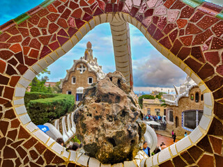 Park Güell is the reflection of Gaudí's artistic plenitude, which belongs to his naturalist phase (first decade of the 20th century). During this period, the architect perfected his personal style thr