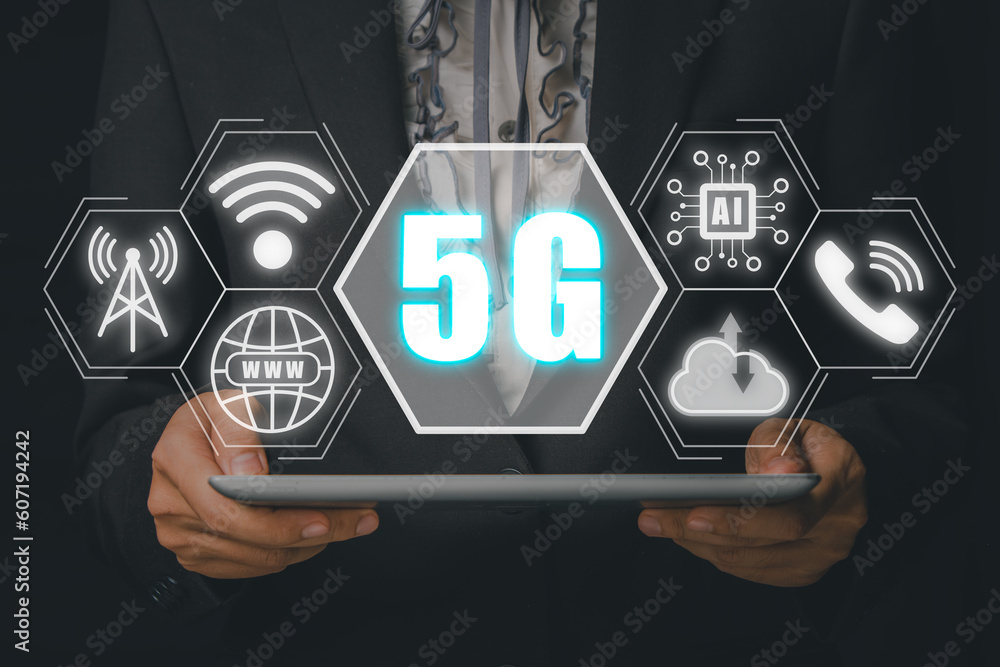 Poster global communication network concept, person hand using tablet with 5g and wifi icon on virtual scre