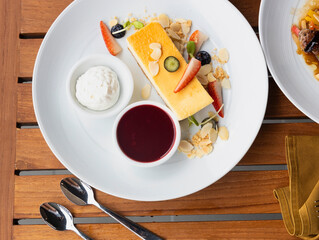 Set of cheesecakes with fresh strawberry  Cheesecake