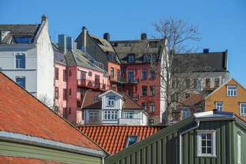 Verschiedene Häusertypen in Trondheim in Nowegen