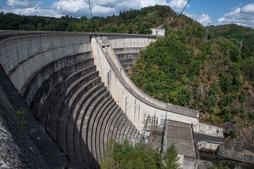 Architecture of a hydroelectric dam in the mountains of France