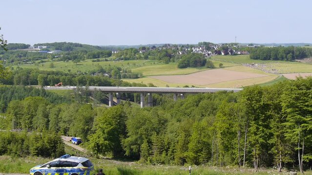 Teilsprengung der Talbr&uuml;cke Sterbecke / Autobahn A 45 Sauerlandlinie / vor Ausfahrt L&uuml;denscheid Nord