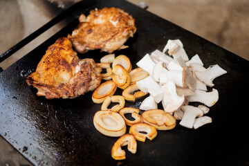バーベキュー_チキンを焼く_野菜 