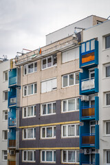 Thermal insulation of an inner-city apartment building.