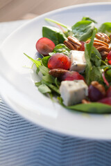 Gorgonzola and grapes vegetarian salad.