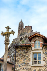 Rocher et chapelle Saint-Michel D'Aiguilhe au Puy en Velay