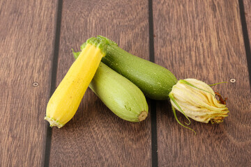 Raw baby organic zucchini heap