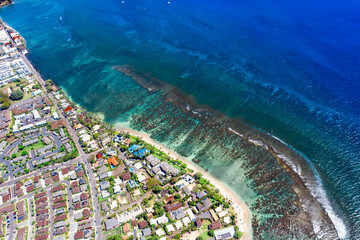 Aerial Glimpse: Pristine Maui Reef Revealed in Crystal Clear Water