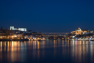 Vista do Porto e de Vila Nova de Gaia-3